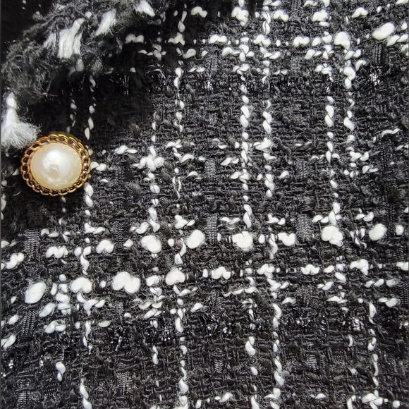 NWOT Raw Buttoned Front Frayed Trim Tweed Jacket - Picture 6 of 9